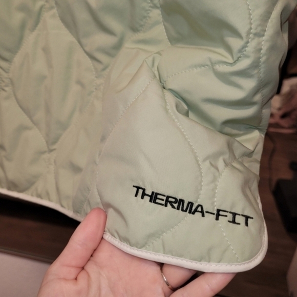 Nike Women's Sportswear Sports Quilted Button Up Utility Therma-fit XS - Picture 10 of 10